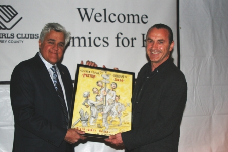 Jay_Receiving_Finished_Drawing_Gift_From_Blagojce.jpg